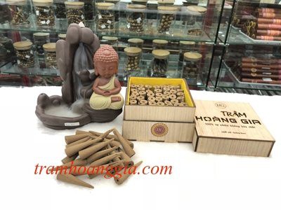 Nụ Trầm Hương Loại Thượng Hạng Hộp Gỗ Nhỡ  49 nụ 0