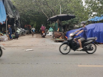 Bán gấp giá rẻ nhà ô tô, kinh doanh sầm uất 77m, 3 tầng, mặt tiền 5m, 8.5 tỷ sóc sơn. 2