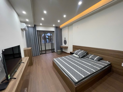 Cho thuê nhà Văn Cao 5 p.ngủ khép kín, nội thất cao cấp. 6