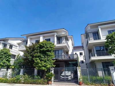 Biệt thự song lập Centa Riverside   180m  chỉ từ 3,6 tỷ, hỗ trợ vay 70, miễn lãi 12 tháng 0