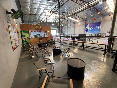 Thủ đức    sang nhượng sân pickleball dt : 1500m2 , có 5 sân , mái che và quán cafe   2 phòng ở và 3