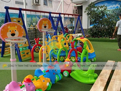 Xe chòi chân trẻ em, bập bênh mầm non , trụ bóng rổ 3