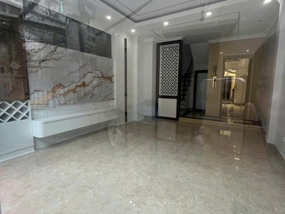 Bán nhà -  mới - gần phạm văn đồng -  6 tầng - thang máy nhập -- đường rộng thênh thang - gần ô tô 1