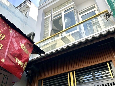 Nhà bán đường số- khu an ninh -cách quận 1 chỉ vài phút .thuận tiên đi lại. 4