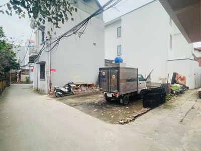Bán 111m2 đất  phúc lợi -long biên mặt tiền rộng 8m ô tô vào đất,sổ vuông đẹp 12 tỷ. 0