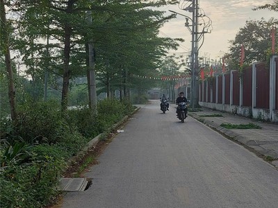 Lô đất vị trí đắc địa sài sơn- quốc oai, view thoáng, đường rộng chính chủ cần thanh khoản nhanh  , 3