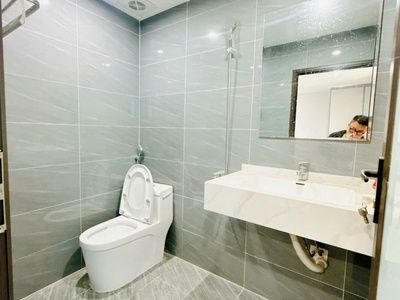 Mình chính chủ bán căn tập thể toà c8 tại mặt phố quỳnh mai, q. hai bà trưng, hà nội 4