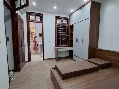 45m 5 tầng 6 ngủ khép kín full nội thất  nhà cạnh trường cấp 3 lê lợi bà triệu hà đông  giá 8tỷ 1