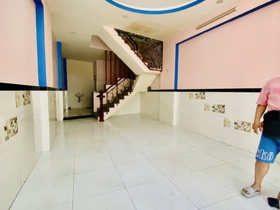 Bán gấp nhà đ số 11 bhh hẻm 6m gần mặt tiền 54m2,3 tầng đúc btct nhỉnh 4 tỷ 1