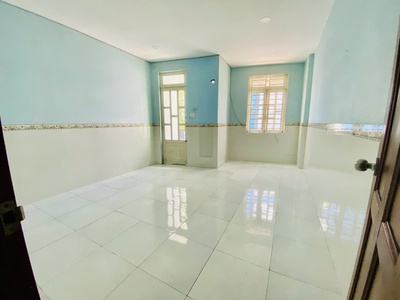 Bán gấp nhà đ số 11 bhh hẻm 6m gần mặt tiền 54m2,3 tầng đúc btct nhỉnh 4 tỷ 2
