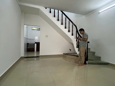 Bán gấp nhà nguyễn súy tân quý gần chợ tân hương 32m2 ,2 tầng 3 tỷ1 0