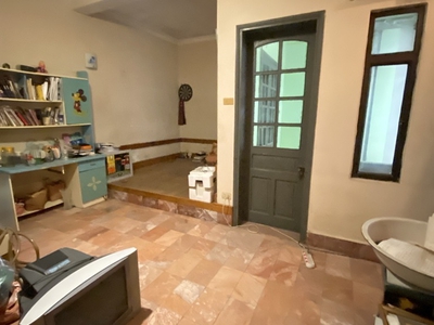 Bán nhà đội cấn, ba đình, 63m2, 5 tầng, mt 6m, chỉ 15.2 tỷ 2