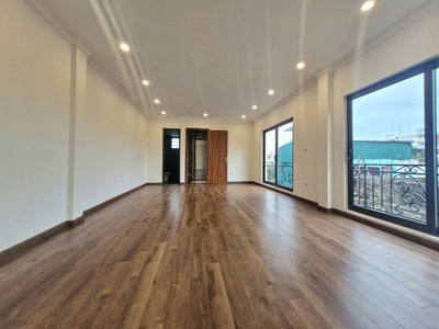 Bán 59,3m2 nhà 6 tầng thang máy, ngõ 12 Thạch Bàn. Nhà mới đẹp, tiện ích bạt ngàn, gần hồ điều hòa 8