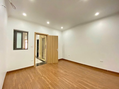Mrs Tâm Bán nhà 5 tầng thang máy ĐẸP TĐC Xi măng Sở Dầu, Hồng Bàng, Hải Phòng. 50m2- 5,9 t 1