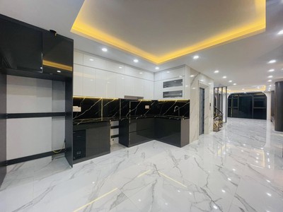 BÁN TOÀ Văn Phòng Minh Khai, 120M2, 6 Tầng,GIÁ 24,5 TỶ, Thang Máy,Ô Tô, Hai Thoáng 4