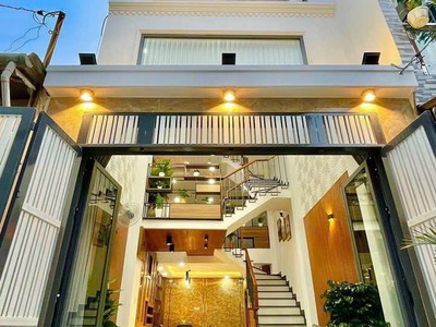 Nhà Lê Đại Hành-Âu Cơ Tân Bình, 70m2, 4 lầu st, hẻm 5m giá chỉ 8.7 tỷ 0
