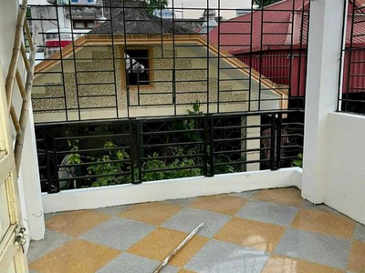 Hoàng Hoa Thám - Lô góc 3 thoáng - Ngõ nông gần phố - Dân xây chắc chắn - 10m ra oto tránh 2