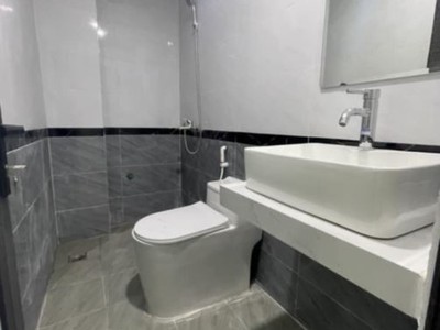 HOÀNG QUỐC VIỆT 40m2 5 tầng giá chỉ 7.8 tỷ   thương lượng nhẹ 4