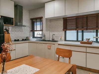 Lạc Long Quân 36m2 5 tầng giá chỉ 7.75 tỷ 1