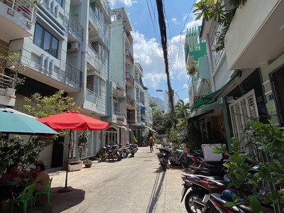 Nhà đẹp nguyễn thị tần ngay chợ rạch ông trung tâm q8 - hẻm  xe hơi vào nhà   sổ vuông vức hoàn 1