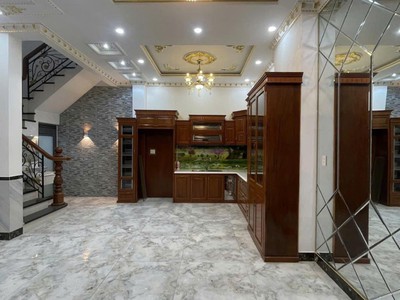 Khu phân lô đồng bộ   ngang 7m   4 tầng kiên cố   nhỉnh 8 tỷ 2