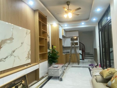 Bán nhà 5 tầng, sát học viện nông nghiệp, ô tô vào nhà, giá 6,98 tỷ 0