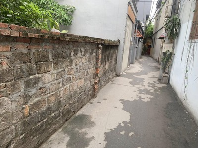 Tôi cần bán gấp nhà 3 tầng phố xuân phương quận nam từ liêm. 60m2 tôi bán nhỉnh 5 tỷ. ngõ rộng xe 3 0