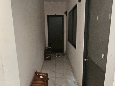 Bán tòa nhà 12 phòng tại nguyễn thượng hiền, p6,   6.4 x 17m , 4 tầng thang máy, tn 660tr/ năm mà 2