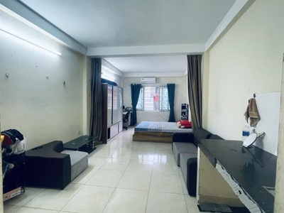 Bán nhà hoàng quốc việt, hai thoáng, ô tô đỗ gần   39m2 x 5t, 7.79 tỷ 2