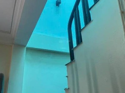Cho thuê nhà ngõ quỳnh 2.5  tầng x 50m2, 2 ngủ làm vp, c.ty, spa, lớp học, ở gđ, 10tr 4