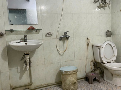 Cho thuê nhà hoàng mai, trương định chỉ 5 triệu, 50m2 x 1.5 tầng, 2 ngủ ở gđ, nhóm sv 4