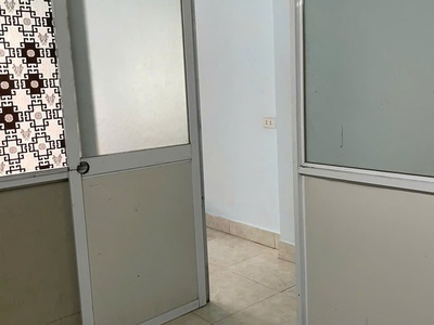 Cho thuê nhà hoàng mai, trương định chỉ 5 triệu, 50m2 x 1.5 tầng, 2 ngủ ở gđ, nhóm sv 3