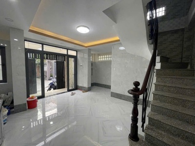 Hiếu chính chủ bán nhà quận 12 2