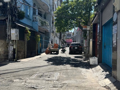 Hiếu chính chủ bán nhà quận 12 1