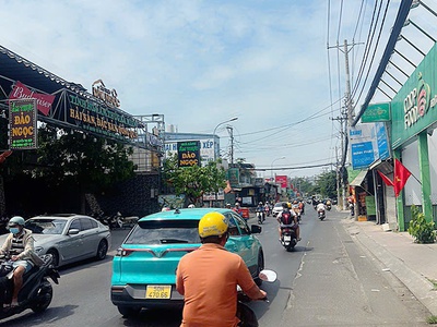 Bán cặp nhà  8x22  mặt tiền tân chánh hiệp 08, quận 12 giá đầu tư 2