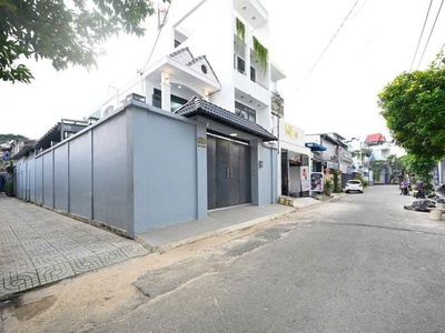 Chủ báo giảm giá nhà 2 tầng  8x25  lô góc 2mt hiệp thành 23, q12 0