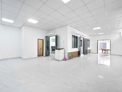 Chủ báo giảm giá nhà 2 tầng  8x25  lô góc 2mt hiệp thành 23, q12 2
