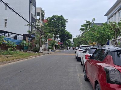 Lô góc 2 mặt tiền đẹp giá 1x tỷ   đường 15m   7.5m đât 163m2 ngang 6.7m  tt hải châu 2