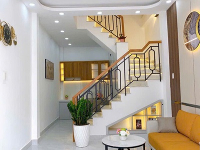 Giảm chào 170tr chốt gấp  bán căn nhà 3 tầng mt con đường số 3 p13 gò vấp-120m2 đường trước 1
