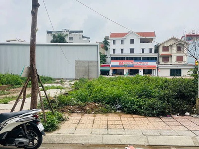 Tôi cần bán 80m2 đất tái định cư ngọc thụy -long biên, mặt tiền 5.6m, 24.8 tỷ. 2