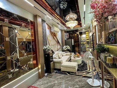 Siêu phẩm giới thượng lưu   nhà 5 tầng thang máy   sát time city   full nội thất âu châu - ô tô đỗ 1