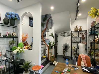 Nhà đẹp đại la - 5 tầng kiên cố, 2 mặt ngõ, lô góc 3 thoáng, ba gác đỗ cửa, 10m oto - giá 7.5 tỷ 1