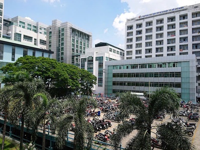 Nhà cạnh đại học công nghiệp 4 còn mới vào ở ngay diện tích 4  15,2  công nhận 72m2 hẻm xe hơi 0
