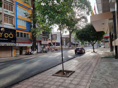 Bán nhà mặt tiền phố cổ đường Quang Trung giá tốt. Cách ngã 6 vài bước chân 0