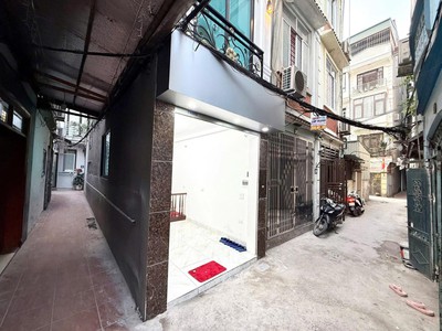 Chính chủ bán nhà ngõ 649 Lĩnh Nam 3 tầng giá 4,9 tỷ 4