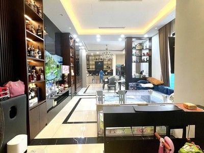 Đường láng đống đa56m2 x 4t14.5 tỷô tô vào nhàkd sầm uất ngày đêm nội thất xịn 0