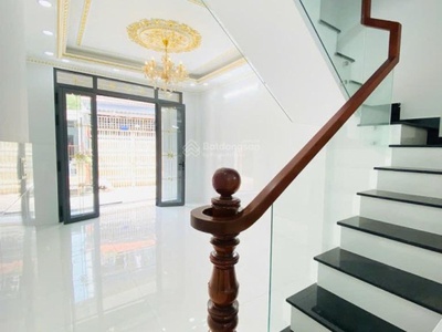 Bán nhà hẻm xe hơi , 5 tầng 6pn gần chợ vạn nguyên - bình đông , q.8, giá nhỉnh 5 tỷ 1