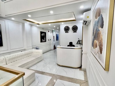 Bán khách sạn hầm 6 tầng - khu phan xích long, phú nhuận 1