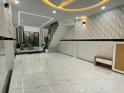 Gấp bán nhà mới  dtsd: gần  340m2 sàn - 4pn-5wc   đầy đủ nội thất - 6,2 tỷ - sổ vuông 1