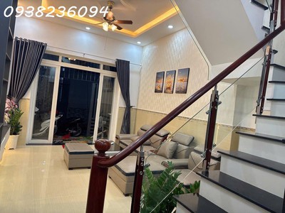 Nhà 4 lầu đẹp, hẻm lớn 6m, ngay trương tô ngọc vân, giá tốt 4.65t, 1